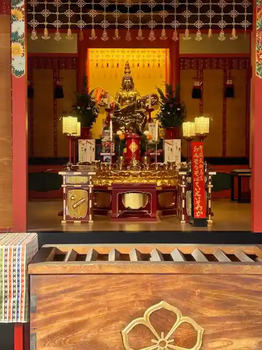 六波羅蜜寺の{uncategorized: "未分類", other: "その他", undefined: "問題あり", building: "その他建物", grave: "お墓", sacred_gate: "鳥居", guardian: "狛犬", statue: "像", buddha: "仏像", history: "歴史", nature: "自然", garden: "庭園", animal: "動物", pagoda: "塔", temizu: "手水舎", mountain_gate: "山門・神門", sanctuary: "本殿・本堂", subordinate: "末社・摂社", art: "芸術", scenery: "景色", jizo: "地蔵", ema: "絵馬", goshuin: "御朱印", omikuji: "おみくじ", items: "授与品その他", amulet: "お守り", goshuincho: "御朱印帳", eats: "食事", festival: "お祭り", votive_dance: "神楽", shichigosan: "七五三参", wedding: "結婚式", experience: "体験その他", initially: "初詣", around: "周辺", anti_infection: "感染症対策"}