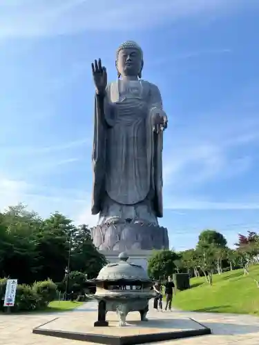 東本願寺本廟 牛久浄苑（牛久大仏）(茨城県)