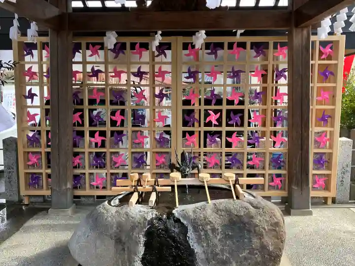 御嶽神社茅萱宮の手水舎