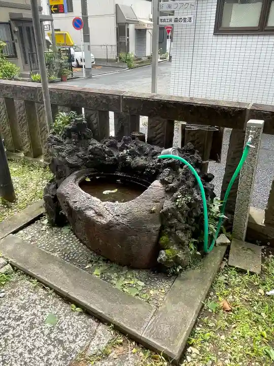 二ツ谷稲荷神社(神奈川県)