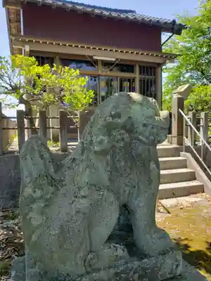 小勢護国神社の狛犬