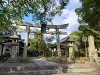 新熊野神社の鳥居