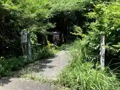 三ヶ所神社奥宮の建物その他