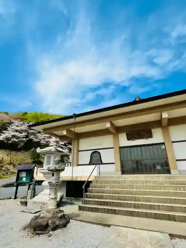 清雲寺の{uncategorized: "未分類", other: "その他", undefined: "問題あり", building: "その他建物", grave: "お墓", sacred_gate: "鳥居", guardian: "狛犬", statue: "像", buddha: "仏像", history: "歴史", nature: "自然", garden: "庭園", animal: "動物", pagoda: "塔", temizu: "手水舎", mountain_gate: "山門・神門", sanctuary: "本殿・本堂", subordinate: "末社・摂社", art: "芸術", scenery: "景色", jizo: "地蔵", ema: "絵馬", goshuin: "御朱印", omikuji: "おみくじ", items: "授与品その他", amulet: "お守り", goshuincho: "御朱印帳", eats: "食事", festival: "お祭り", votive_dance: "神楽", shichigosan: "七五三参", wedding: "結婚式", experience: "体験その他", initially: "初詣", around: "周辺", anti_infection: "感染症対策"}