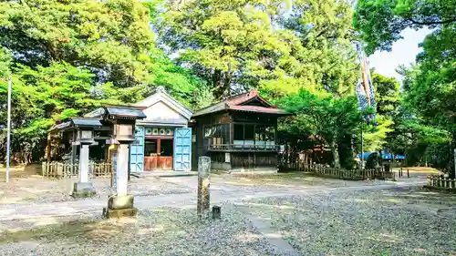 畑子安神社の建物その他