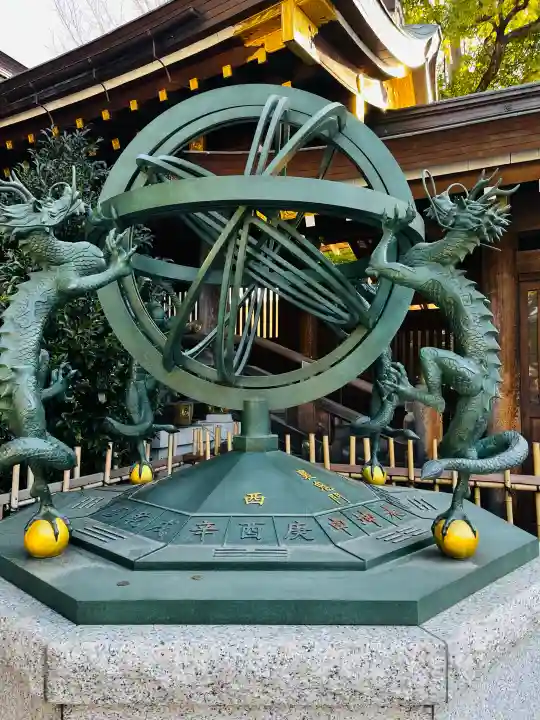 寒川神社の{uncategorized: "未分類", other: "その他", undefined: "問題あり", building: "その他建物", grave: "お墓", sacred_gate: "鳥居", guardian: "狛犬", statue: "像", buddha: "仏像", history: "歴史", nature: "自然", garden: "庭園", animal: "動物", pagoda: "塔", temizu: "手水舎", mountain_gate: "山門・神門", sanctuary: "本殿・本堂", subordinate: "末社・摂社", art: "芸術", scenery: "景色", jizo: "地蔵", ema: "絵馬", goshuin: "御朱印", omikuji: "おみくじ", items: "授与品その他", amulet: "お守り", goshuincho: "御朱印帳", eats: "食事", festival: "お祭り", votive_dance: "神楽", shichigosan: "七五三参", wedding: "結婚式", experience: "体験その他", initially: "初詣", around: "周辺", anti_infection: "感染症対策"}