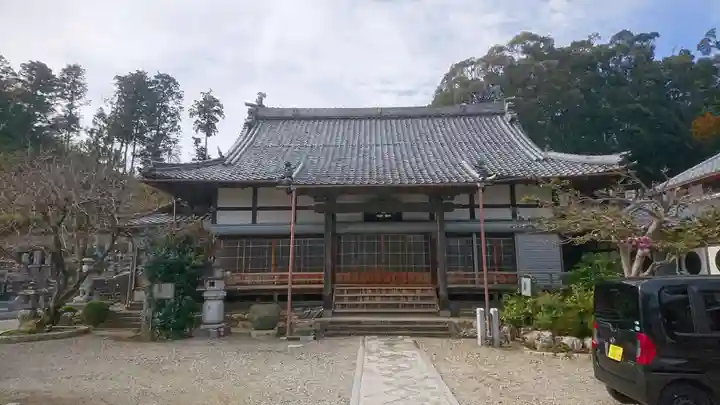 真聖寺の本殿・本堂
