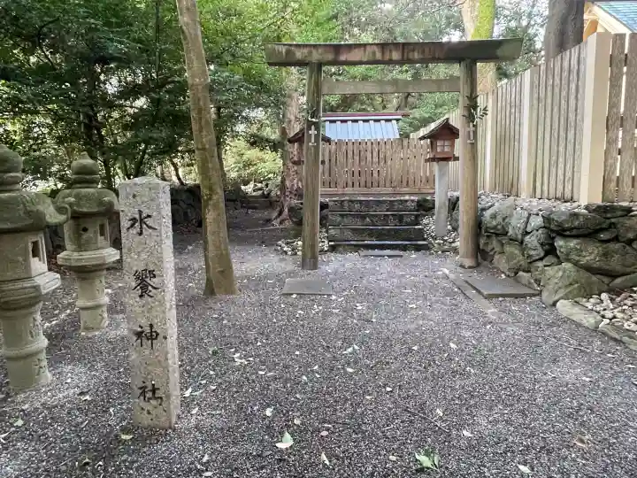 日保見山八幡宮の{uncategorized: "未分類", other: "その他", undefined: "問題あり", building: "その他建物", grave: "お墓", sacred_gate: "鳥居", guardian: "狛犬", statue: "像", buddha: "仏像", history: "歴史", nature: "自然", garden: "庭園", animal: "動物", pagoda: "塔", temizu: "手水舎", mountain_gate: "山門・神門", sanctuary: "本殿・本堂", subordinate: "末社・摂社", art: "芸術", scenery: "景色", jizo: "地蔵", ema: "絵馬", goshuin: "御朱印", omikuji: "おみくじ", items: "授与品その他", amulet: "お守り", goshuincho: "御朱印帳", eats: "食事", festival: "お祭り", votive_dance: "神楽", shichigosan: "七五三参", wedding: "結婚式", experience: "体験その他", initially: "初詣", around: "周辺", anti_infection: "感染症対策"}