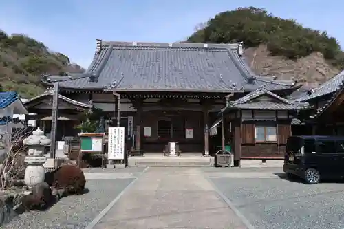 影向寺の本殿・本堂