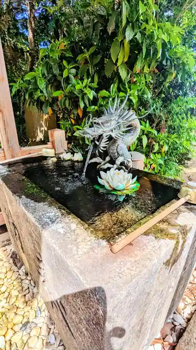 飯綱神社の手水舎