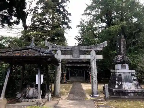 天山神社の鳥居