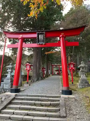 志和稲荷神社の鳥居