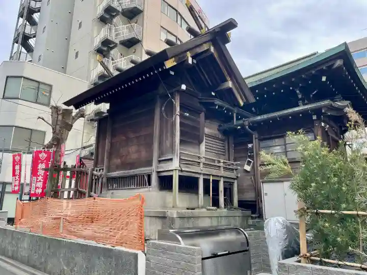 櫻木神社の{uncategorized: "未分類", other: "その他", undefined: "問題あり", building: "その他建物", grave: "お墓", sacred_gate: "鳥居", guardian: "狛犬", statue: "像", buddha: "仏像", history: "歴史", nature: "自然", garden: "庭園", animal: "動物", pagoda: "塔", temizu: "手水舎", mountain_gate: "山門・神門", sanctuary: "本殿・本堂", subordinate: "末社・摂社", art: "芸術", scenery: "景色", jizo: "地蔵", ema: "絵馬", goshuin: "御朱印", omikuji: "おみくじ", items: "授与品その他", amulet: "お守り", goshuincho: "御朱印帳", eats: "食事", festival: "お祭り", votive_dance: "神楽", shichigosan: "七五三参", wedding: "結婚式", experience: "体験その他", initially: "初詣", around: "周辺", anti_infection: "感染症対策"}