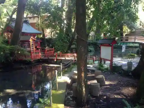 川上神社の末社