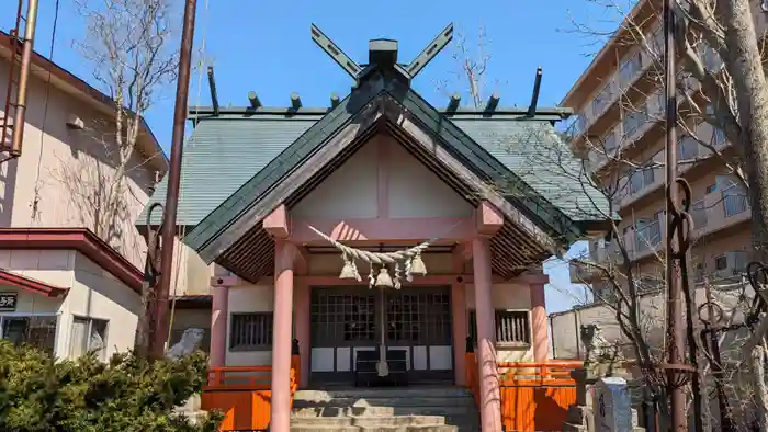 三吉神社の本殿