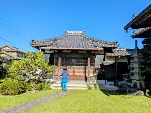 玉泉寺の本殿・本堂