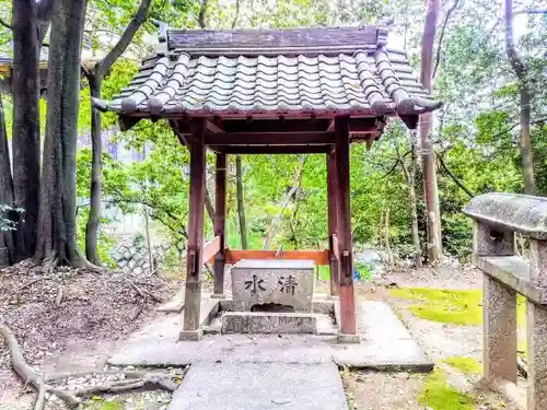 城山八幡宮の手水舎