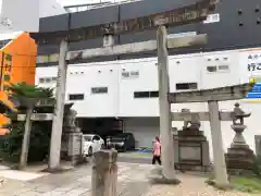 三輪神社の鳥居