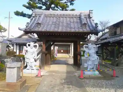 普光山 東照寺の山門・神門