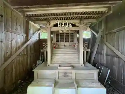 天満宮 (甲南町稗谷)の{uncategorized: "未分類", other: "その他", undefined: "問題あり", building: "その他建物", grave: "お墓", sacred_gate: "鳥居", guardian: "狛犬", statue: "像", buddha: "仏像", history: "歴史", nature: "自然", garden: "庭園", animal: "動物", pagoda: "塔", temizu: "手水舎", mountain_gate: "山門・神門", sanctuary: "本殿・本堂", subordinate: "末社・摂社", art: "芸術", scenery: "景色", jizo: "地蔵", ema: "絵馬", goshuin: "御朱印", omikuji: "おみくじ", items: "授与品その他", amulet: "お守り", goshuincho: "御朱印帳", eats: "食事", festival: "お祭り", votive_dance: "神楽", shichigosan: "七五三参", wedding: "結婚式", experience: "体験その他", initially: "初詣", around: "周辺", anti_infection: "感染症対策"}