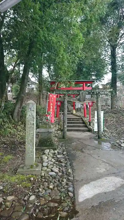 斗瑩稲荷神社の鳥居