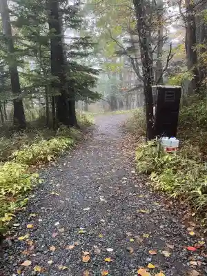 新屋山神社奥宮(山梨県)