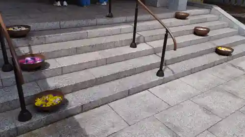 彌彦神社　(伊夜日子神社)の庭園