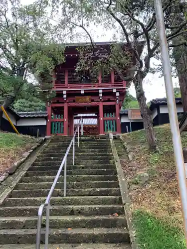 勝願寺の山門