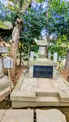 検見川神社の末社・摂社