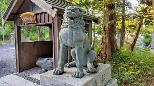 由仁神社の狛犬