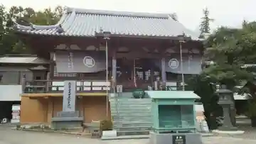 十楽寺の本殿・本堂