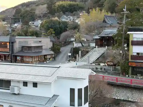 修禅寺の{uncategorized: "未分類", other: "その他", undefined: "問題あり", building: "その他建物", grave: "お墓", sacred_gate: "鳥居", guardian: "狛犬", statue: "像", buddha: "仏像", history: "歴史", nature: "自然", garden: "庭園", animal: "動物", pagoda: "塔", temizu: "手水舎", mountain_gate: "山門・神門", sanctuary: "本殿・本堂", subordinate: "末社・摂社", art: "芸術", scenery: "景色", jizo: "地蔵", ema: "絵馬", goshuin: "御朱印", omikuji: "おみくじ", items: "授与品その他", amulet: "お守り", goshuincho: "御朱印帳", eats: "食事", festival: "お祭り", votive_dance: "神楽", shichigosan: "七五三参", wedding: "結婚式", experience: "体験その他", initially: "初詣", around: "周辺", anti_infection: "感染症対策"}