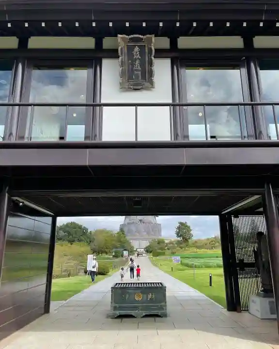 東本願寺本廟 牛久浄苑(牛久大仏)(茨城県)