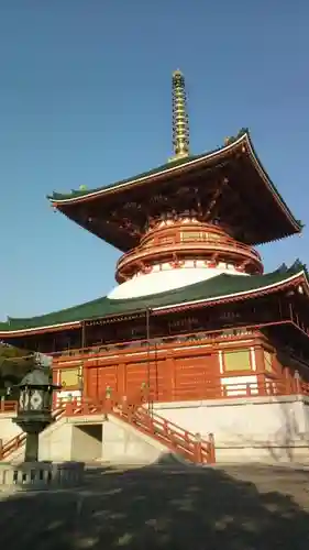 成田山新勝寺の塔