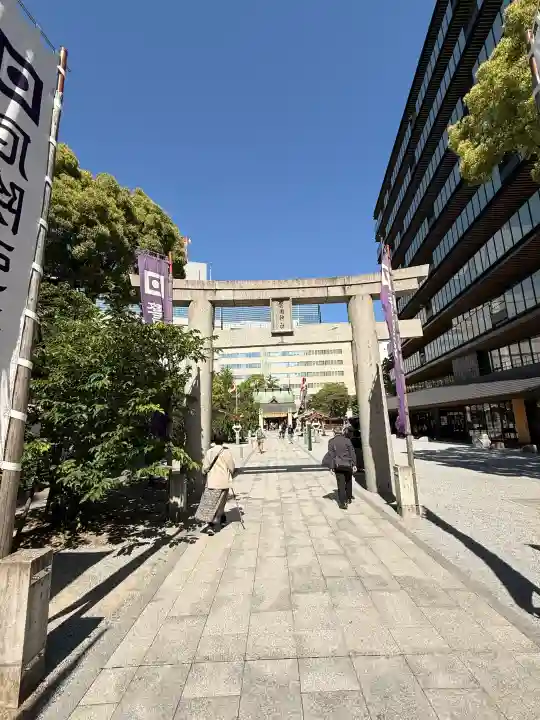 警固神社の{uncategorized: "未分類", other: "その他", undefined: "問題あり", building: "その他建物", grave: "お墓", sacred_gate: "鳥居", guardian: "狛犬", statue: "像", buddha: "仏像", history: "歴史", nature: "自然", garden: "庭園", animal: "動物", pagoda: "塔", temizu: "手水舎", mountain_gate: "山門・神門", sanctuary: "本殿・本堂", subordinate: "末社・摂社", art: "芸術", scenery: "景色", jizo: "地蔵", ema: "絵馬", goshuin: "御朱印", omikuji: "おみくじ", items: "授与品その他", amulet: "お守り", goshuincho: "御朱印帳", eats: "食事", festival: "お祭り", votive_dance: "神楽", shichigosan: "七五三参", wedding: "結婚式", experience: "体験その他", initially: "初詣", around: "周辺", anti_infection: "感染症対策"}