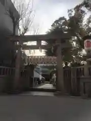 難波八阪神社の鳥居