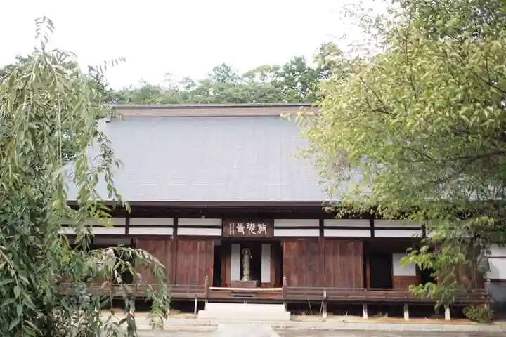 放光寺の本殿・本堂