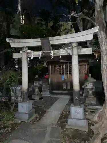 鮫州八幡神社の{uncategorized: "未分類", other: "その他", undefined: "問題あり", building: "その他建物", grave: "お墓", sacred_gate: "鳥居", guardian: "狛犬", statue: "像", buddha: "仏像", history: "歴史", nature: "自然", garden: "庭園", animal: "動物", pagoda: "塔", temizu: "手水舎", mountain_gate: "山門・神門", sanctuary: "本殿・本堂", subordinate: "末社・摂社", art: "芸術", scenery: "景色", jizo: "地蔵", ema: "絵馬", goshuin: "御朱印", omikuji: "おみくじ", items: "授与品その他", amulet: "お守り", goshuincho: "御朱印帳", eats: "食事", festival: "お祭り", votive_dance: "神楽", shichigosan: "七五三参", wedding: "結婚式", experience: "体験その他", initially: "初詣", around: "周辺", anti_infection: "感染症対策"}