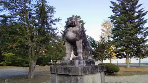 鹿追神社の狛犬