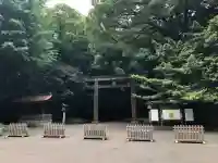 明治神宮の{uncategorized: "未分類", other: "その他", undefined: "問題あり", building: "その他建物", grave: "お墓", sacred_gate: "鳥居", guardian: "狛犬", statue: "像", buddha: "仏像", history: "歴史", nature: "自然", garden: "庭園", animal: "動物", pagoda: "塔", temizu: "手水舎", mountain_gate: "山門・神門", sanctuary: "本殿・本堂", subordinate: "末社・摂社", art: "芸術", scenery: "景色", jizo: "地蔵", ema: "絵馬", goshuin: "御朱印", omikuji: "おみくじ", items: "授与品その他", amulet: "お守り", goshuincho: "御朱印帳", eats: "食事", festival: "お祭り", votive_dance: "神楽", shichigosan: "七五三参", wedding: "結婚式", experience: "体験その他", initially: "初詣", around: "周辺", anti_infection: "感染症対策"}