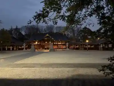 諏訪神社の{uncategorized: "未分類", other: "その他", undefined: "問題あり", building: "その他建物", grave: "お墓", sacred_gate: "鳥居", guardian: "狛犬", statue: "像", buddha: "仏像", history: "歴史", nature: "自然", garden: "庭園", animal: "動物", pagoda: "塔", temizu: "手水舎", mountain_gate: "山門・神門", sanctuary: "本殿・本堂", subordinate: "末社・摂社", art: "芸術", scenery: "景色", jizo: "地蔵", ema: "絵馬", goshuin: "御朱印", omikuji: "おみくじ", items: "授与品その他", amulet: "お守り", goshuincho: "御朱印帳", eats: "食事", festival: "お祭り", votive_dance: "神楽", shichigosan: "七五三参", wedding: "結婚式", experience: "体験その他", initially: "初詣", around: "周辺", anti_infection: "感染症対策"}