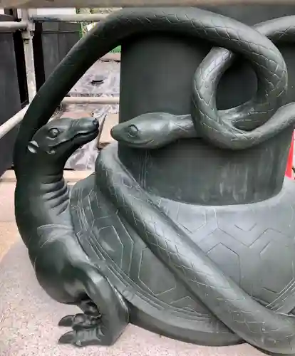 穴八幡宮の狛犬