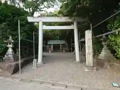 神明社の鳥居