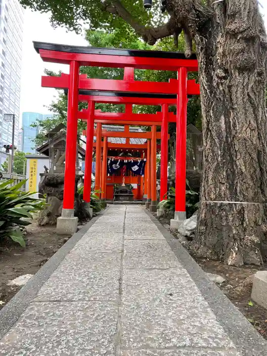 千種稲荷神社の鳥居