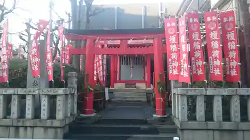 榎稲荷神社の鳥居