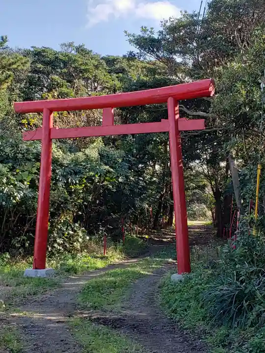 長九郎稲荷神社の鳥居