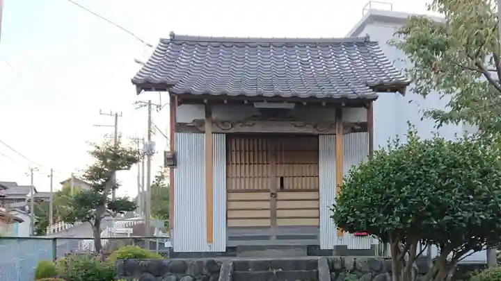 海老坂薬師の本殿・本堂