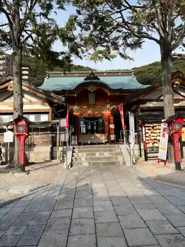 鶴羽根神社の本殿