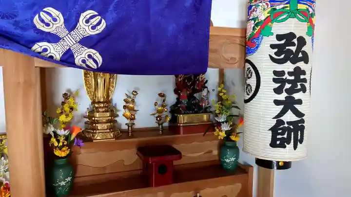 豊富温泉弘法大師堂の本殿・本堂