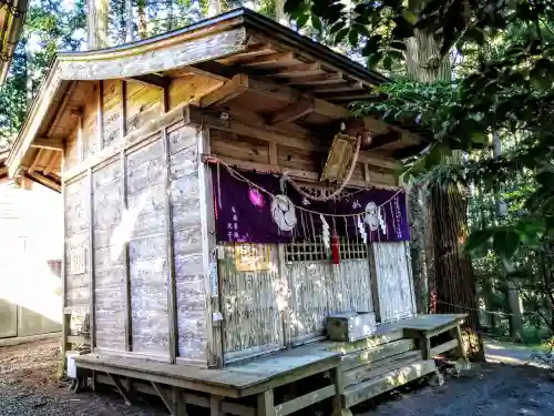 坪沼八幡神社の本殿